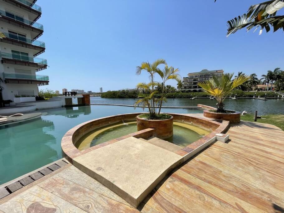 8011 Depa En La Marina Con Balcon Y Vista Alberca Mazatlan